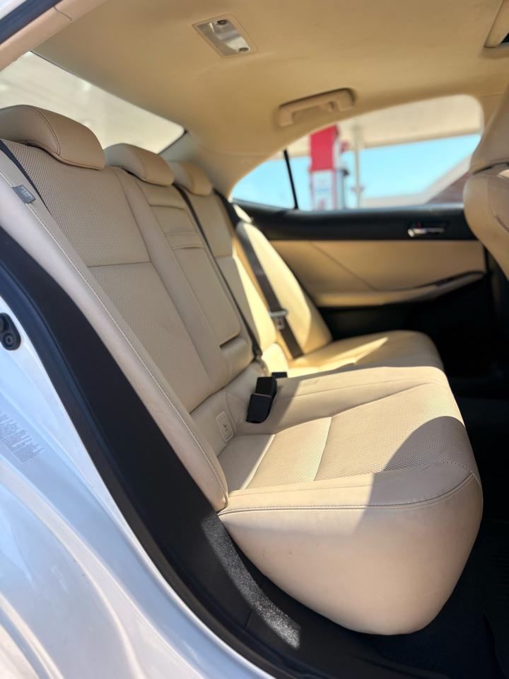 Lexus IS 300 AWD 2016