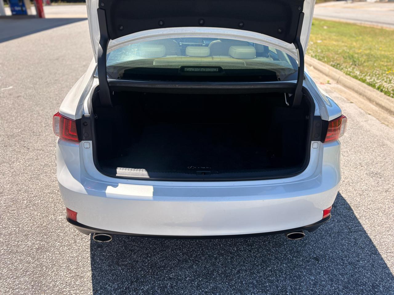 Lexus IS 300 AWD 2016