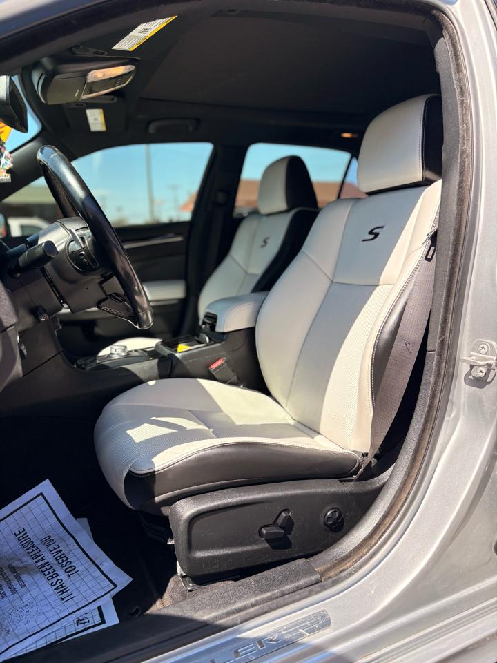 Chrysler 300 300S RWD 2019