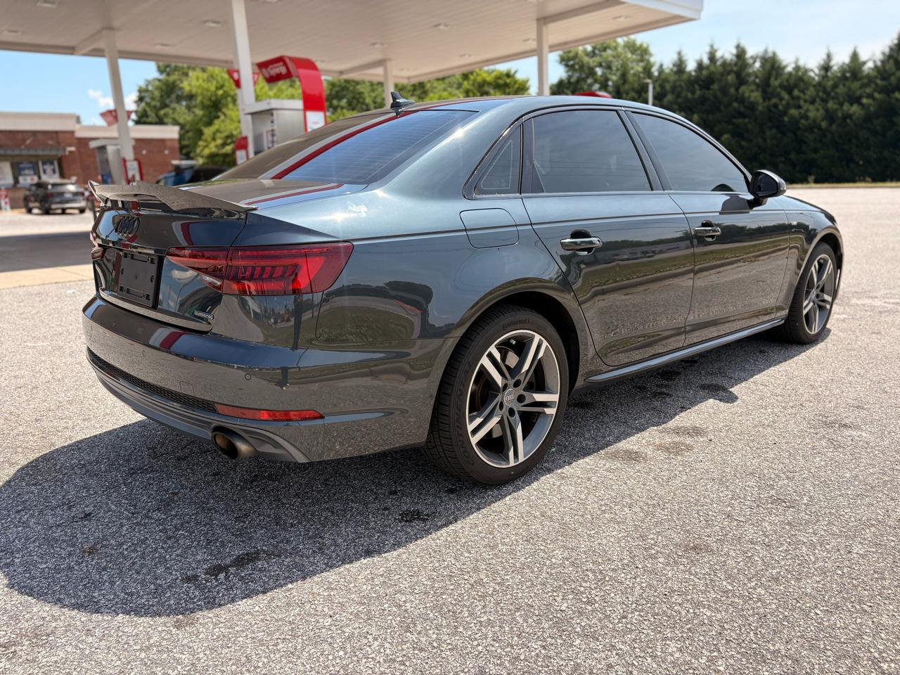 Audi A4 2.0T Premium Plus Sedan 2018