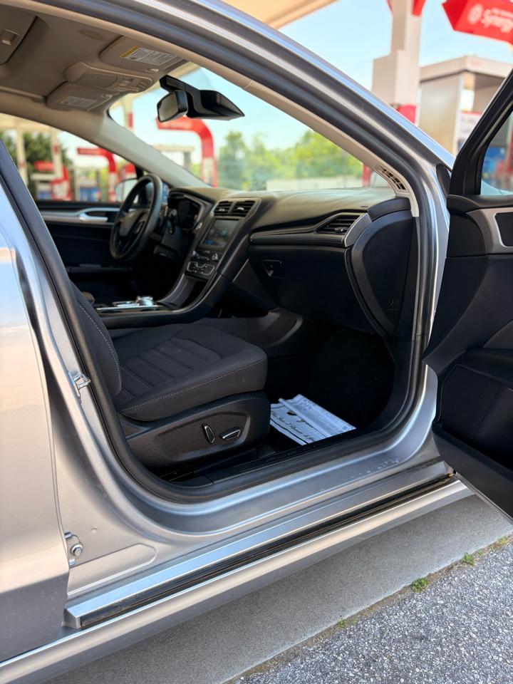 Ford Fusion SE AWD 2020