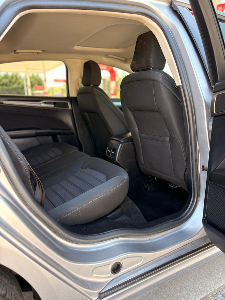 Ford Fusion SE AWD 2020