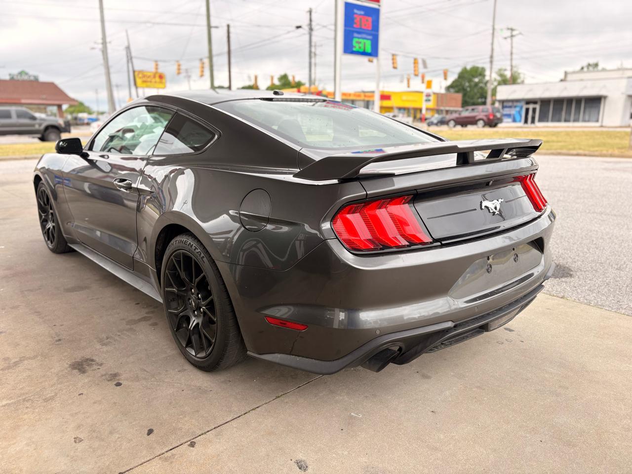 Ford Mustang EcoBoost Coupe 2019