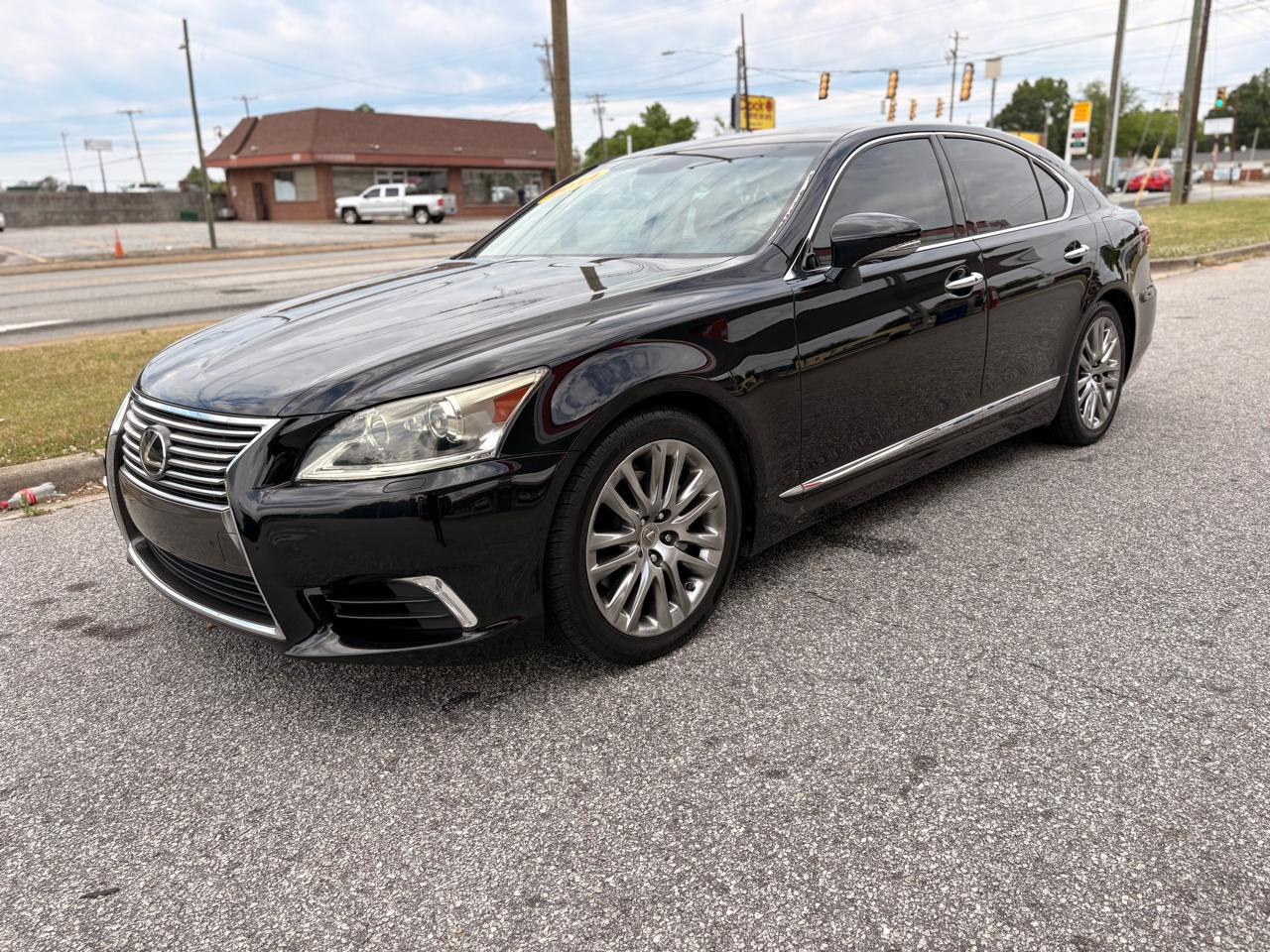 Lexus LS 460 Luxury Sedan 2014