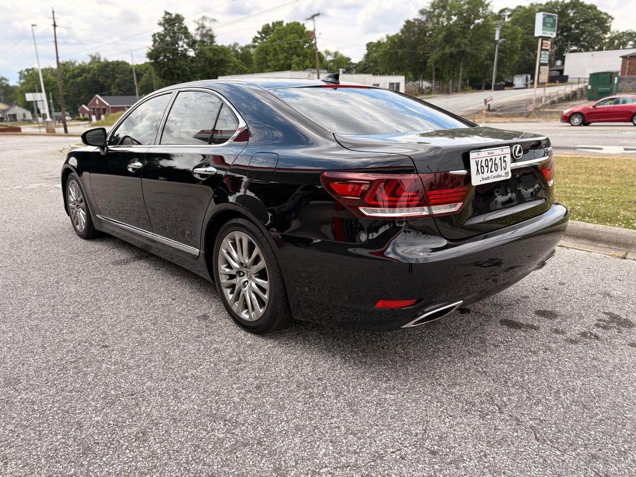 Lexus LS 460 Luxury Sedan 2014
