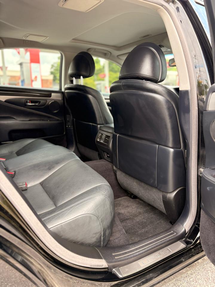 Lexus LS 460 Luxury Sedan 2014