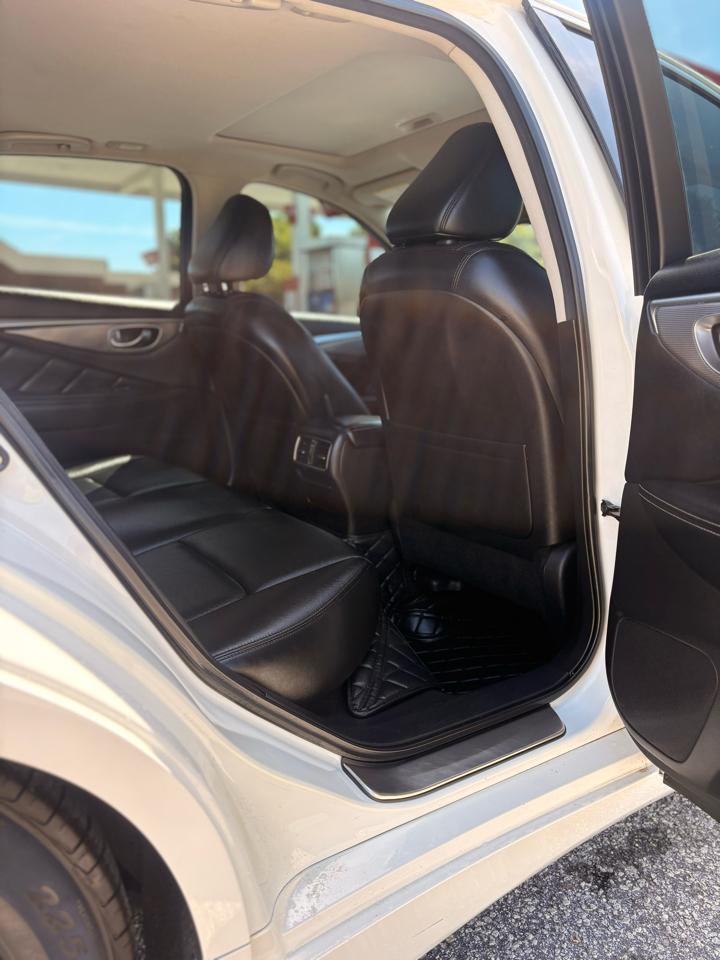 Infiniti Q50 Premium 2014