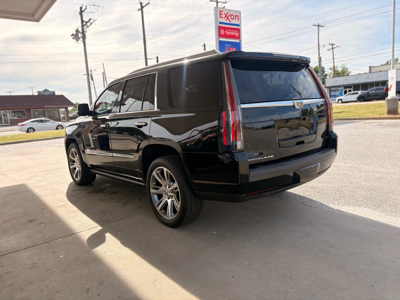 Cadillac Escalade Premium 4WD 2015