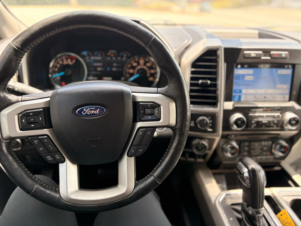 Ford F-150 Lariat 2017