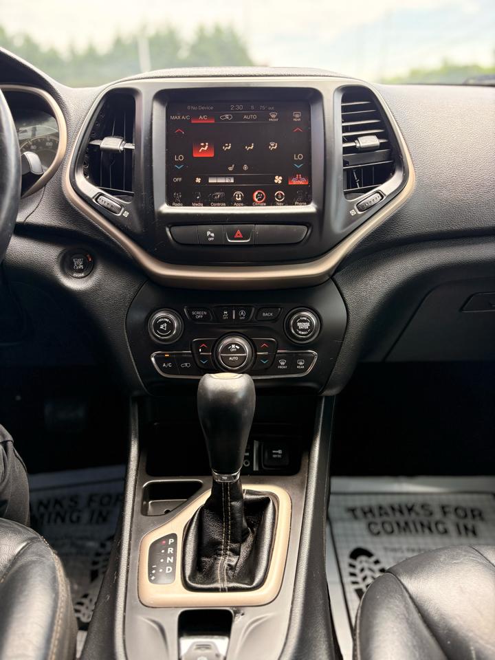 Jeep Cherokee Limited FWD 2016
