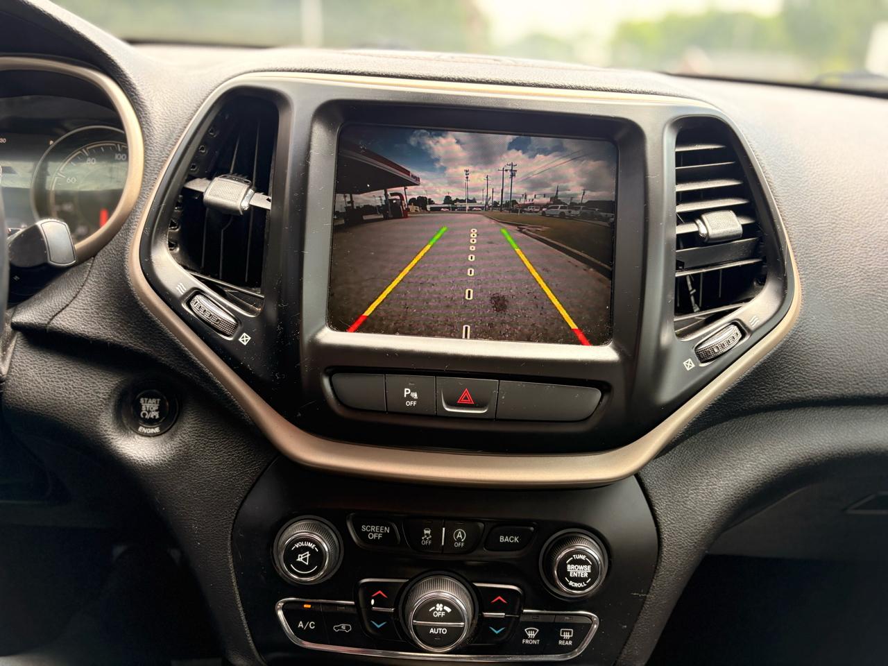 Jeep Cherokee Limited FWD 2016