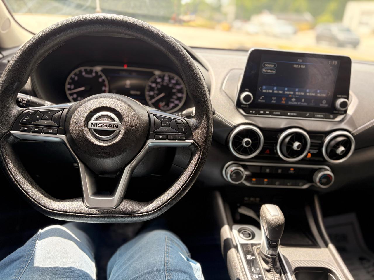 Nissan Sentra SV 2023