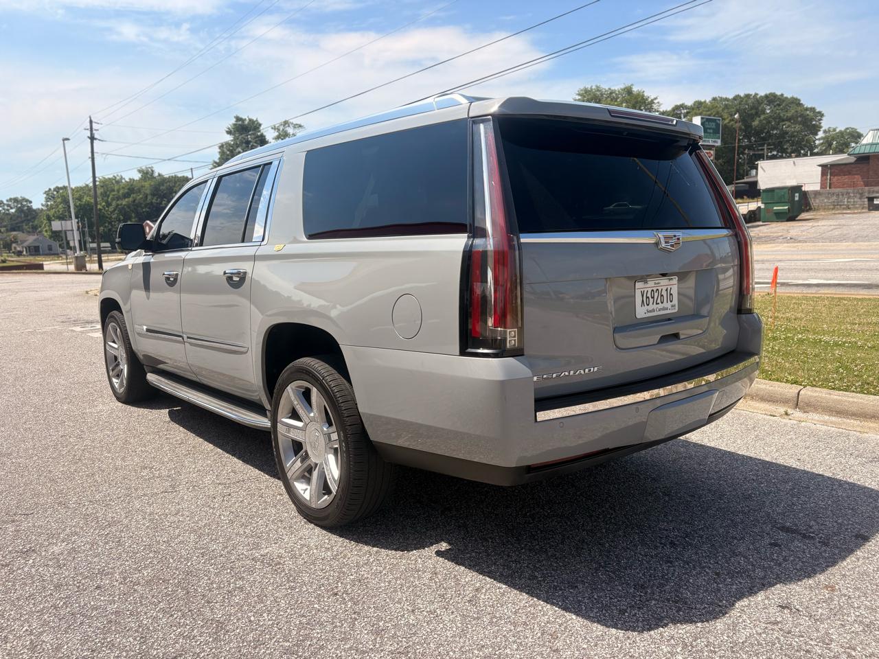 Cadillac Escalade ESV Luxury 4WD 2015