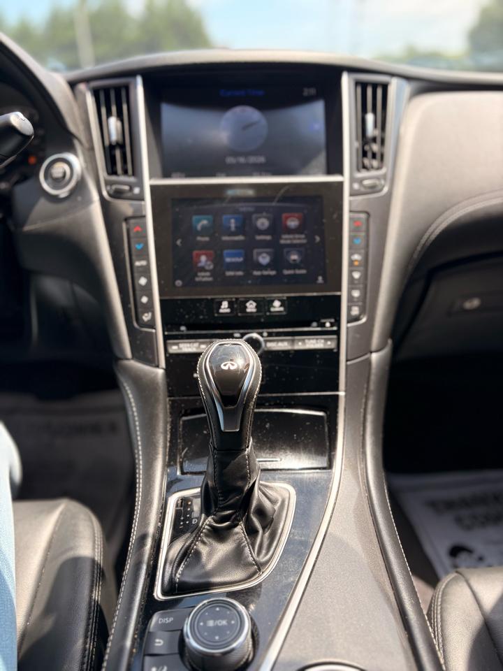 Infiniti Q50 2.0t LUXE 2018