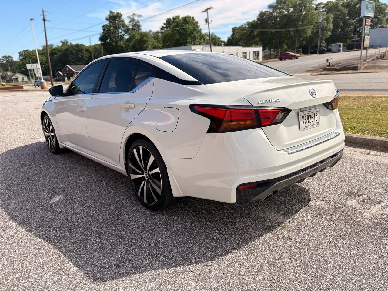 Nissan Altima 2.5 SR 2022