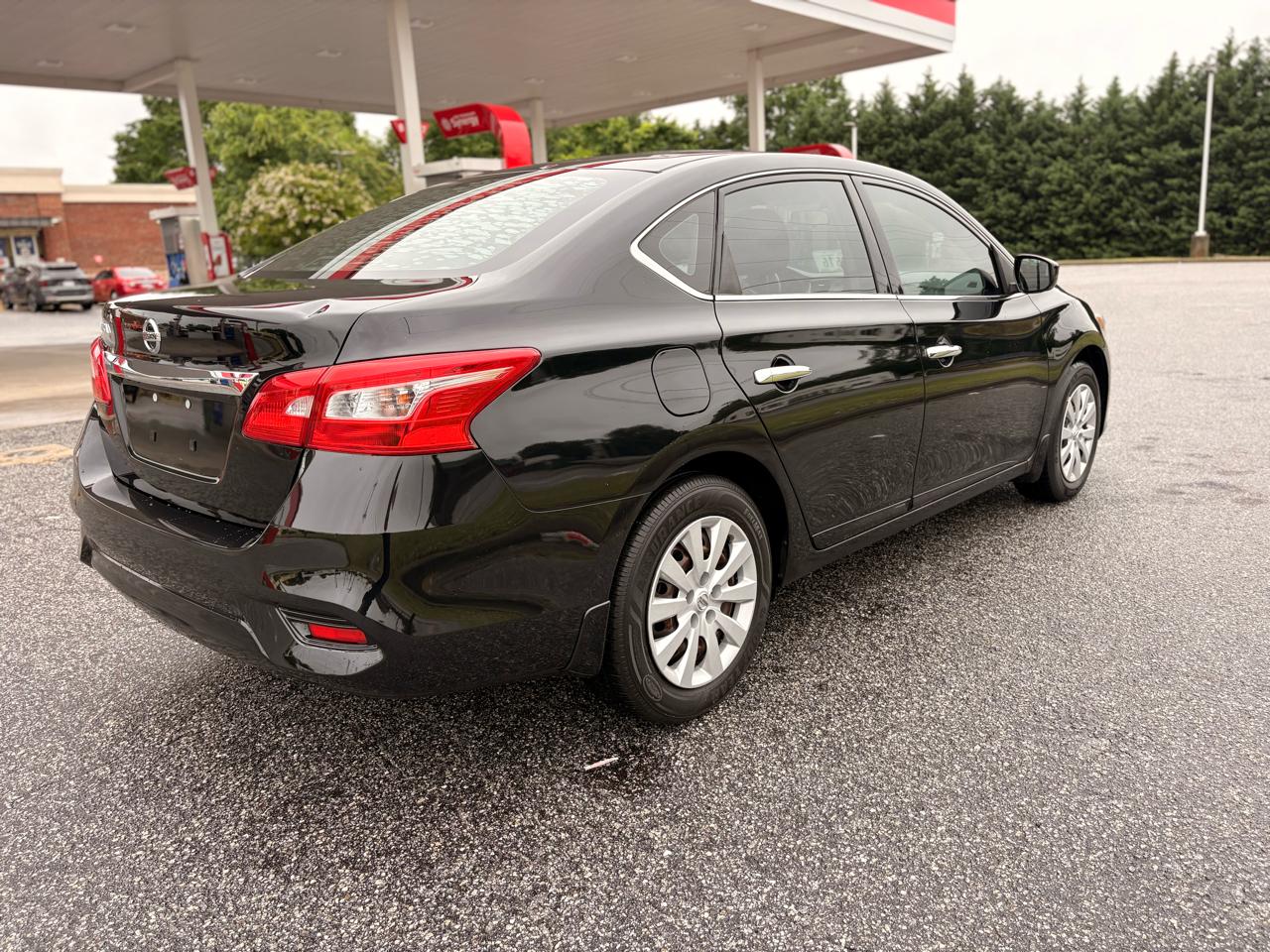 Nissan Sentra S CVT 2018