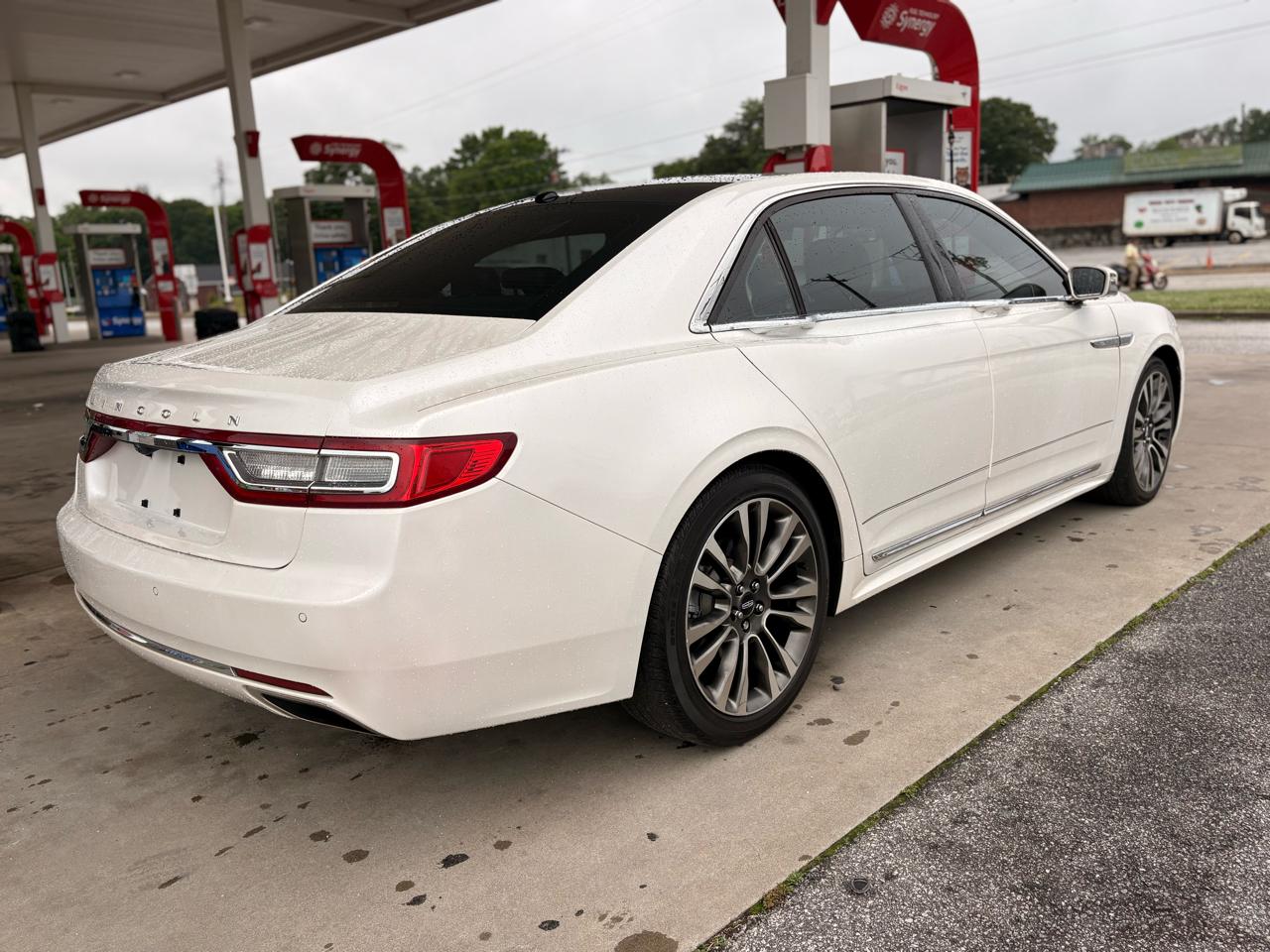 Lincoln Continental Select 2017