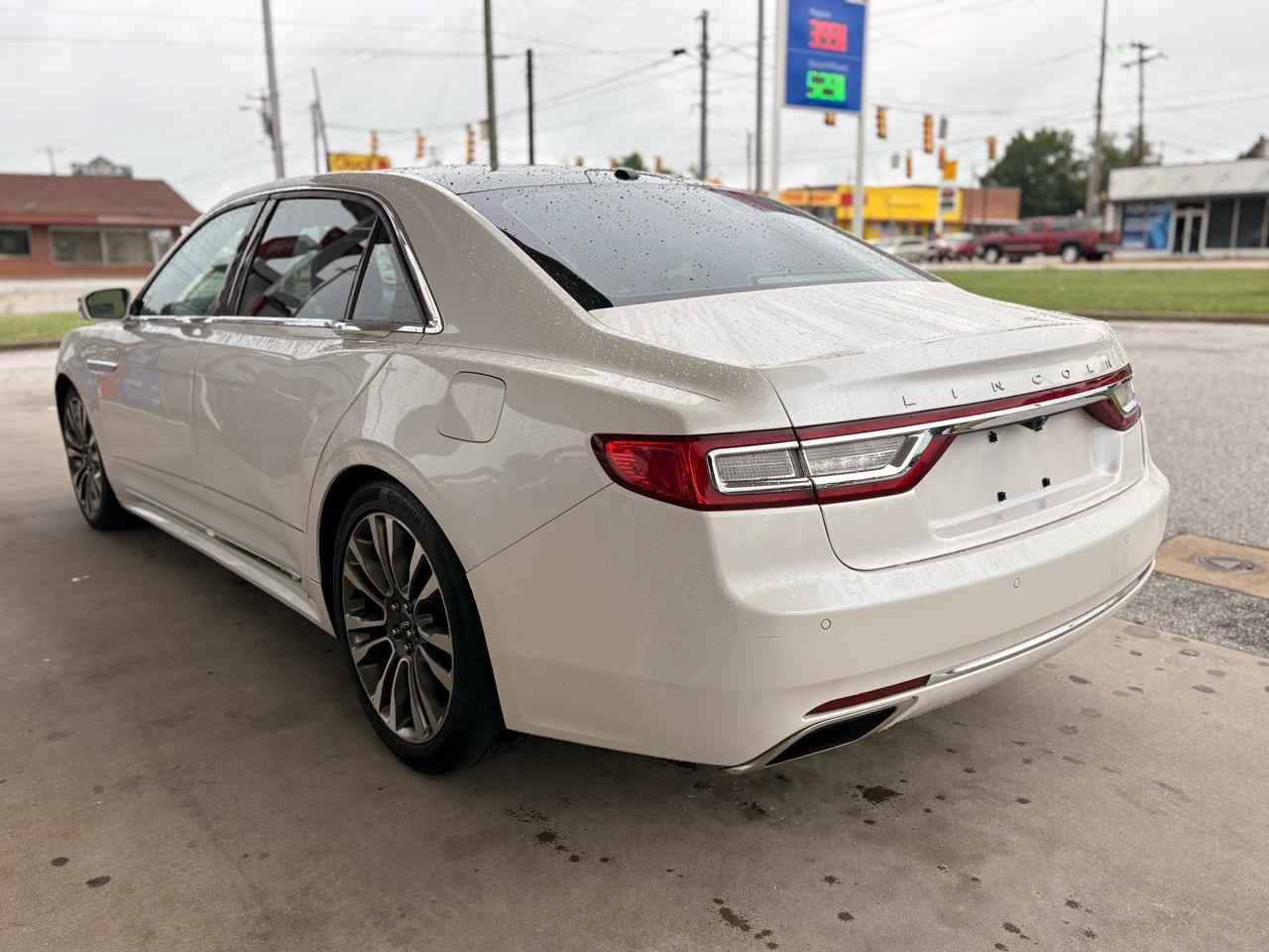 Lincoln Continental Select 2017