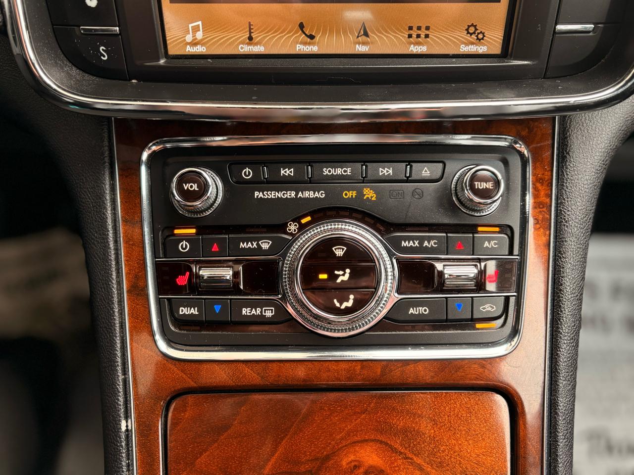 Lincoln Continental Select 2017