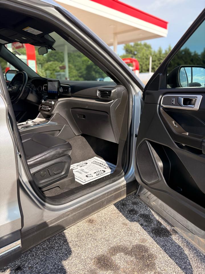 Ford Explorer XLT 2020