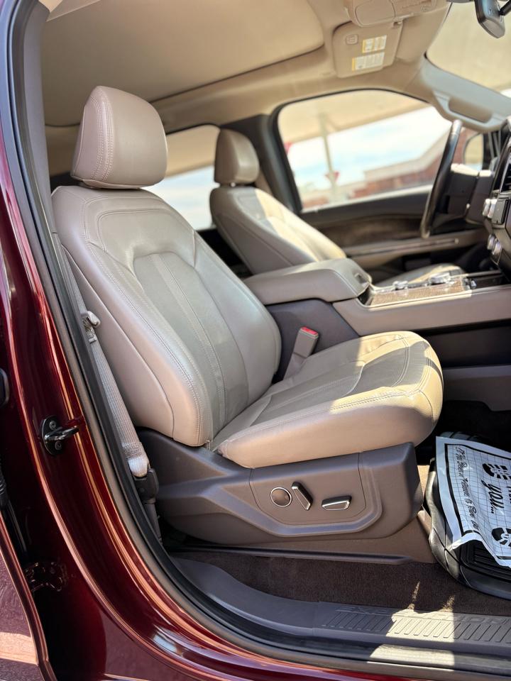Ford Expedition MAX Limited 4WD 2021