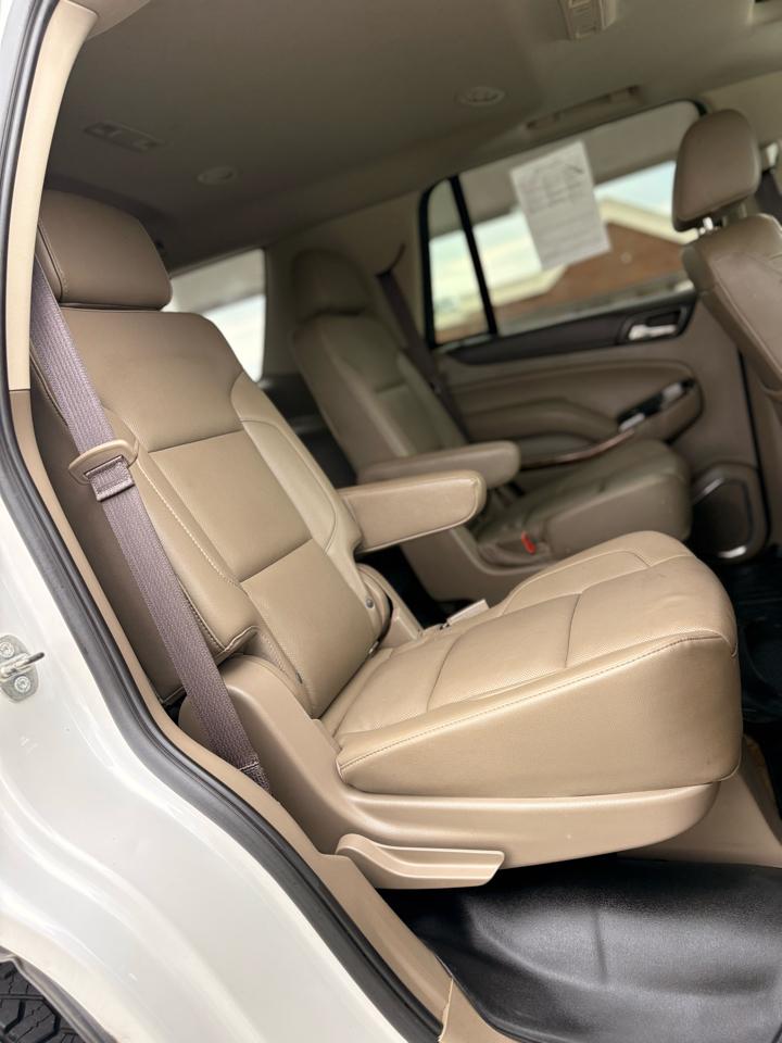 GMC Yukon SLT 4WD 2017