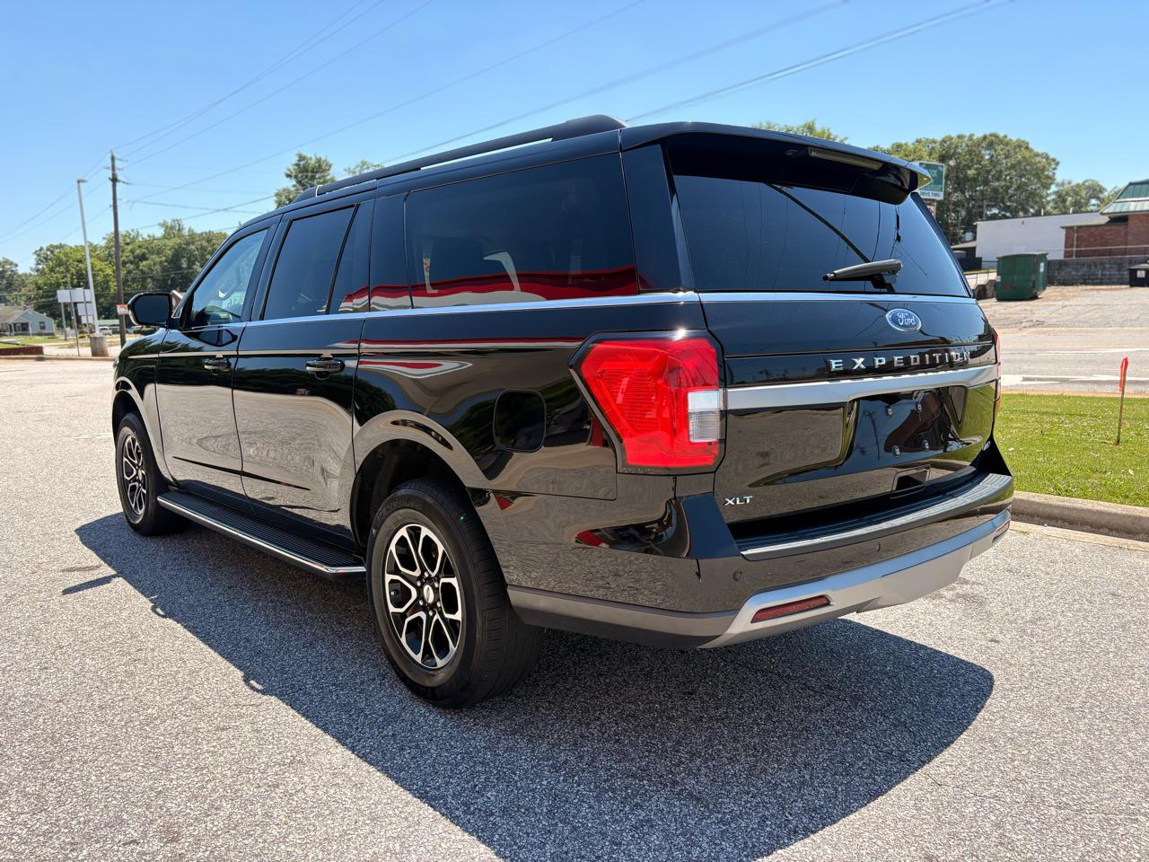 Ford Expedition MAX XLT 4WD 2023