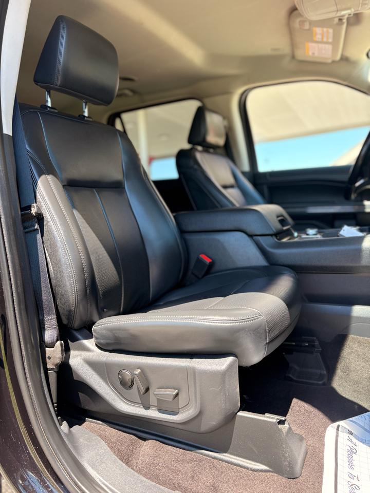 Ford Expedition MAX XLT 4WD 2023