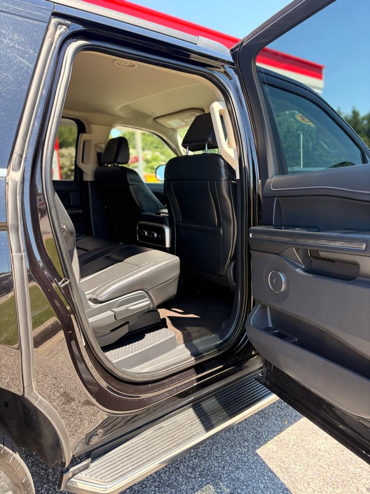 Ford Expedition MAX XLT 4WD 2023