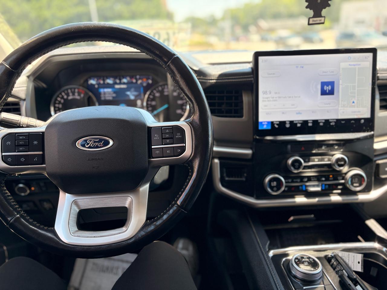 Ford Expedition MAX XLT 4WD 2023
