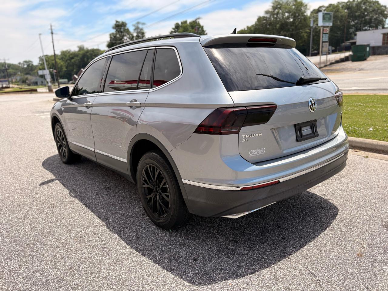 Volkswagen Tiguan SE 4Motion 2021