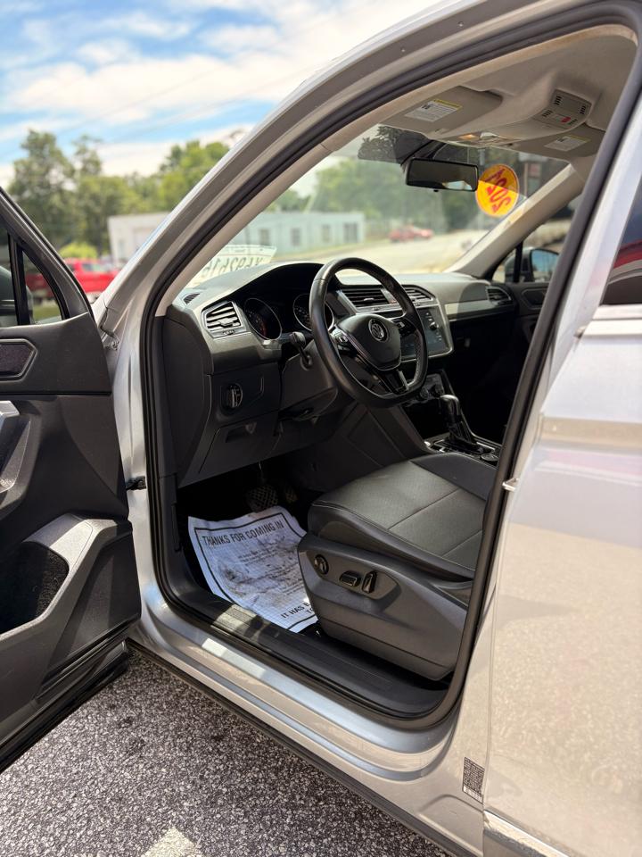 Volkswagen Tiguan SE 4Motion 2021