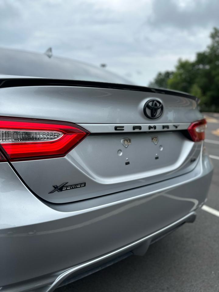 Toyota Camry SE 2020