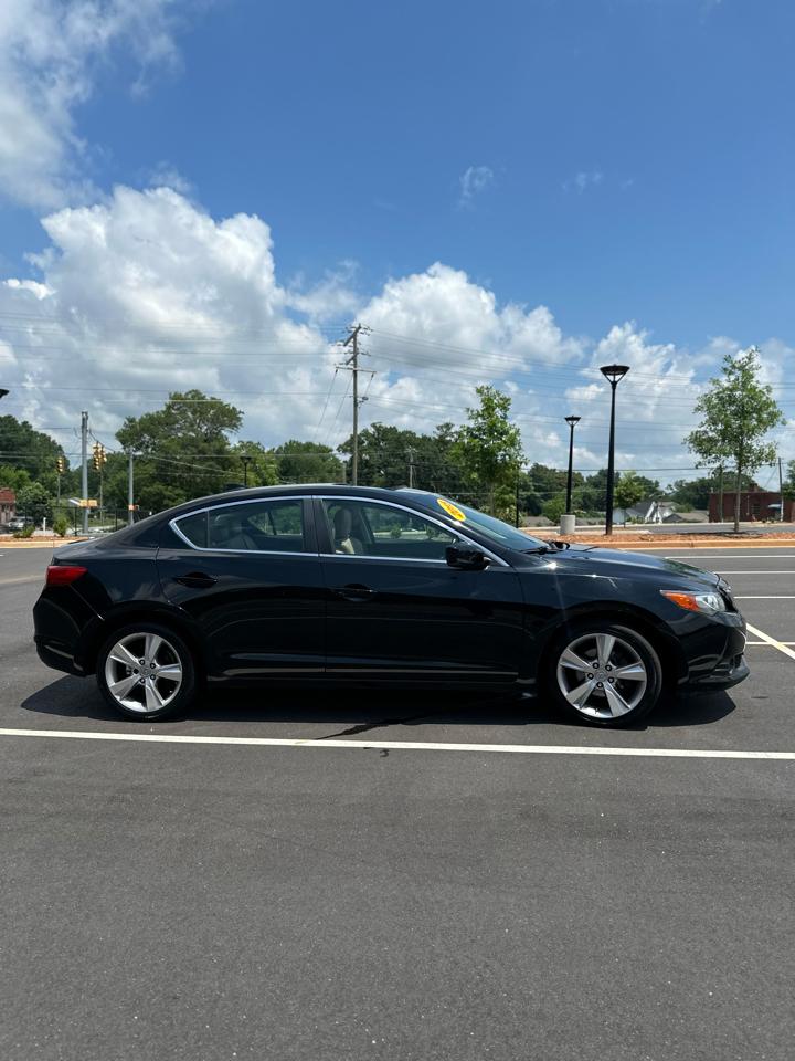 Acura ILX 5-Spd AT w/ Premium Package 2015