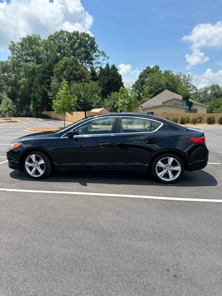 Acura ILX 5-Spd AT w/ Premium Package 2015