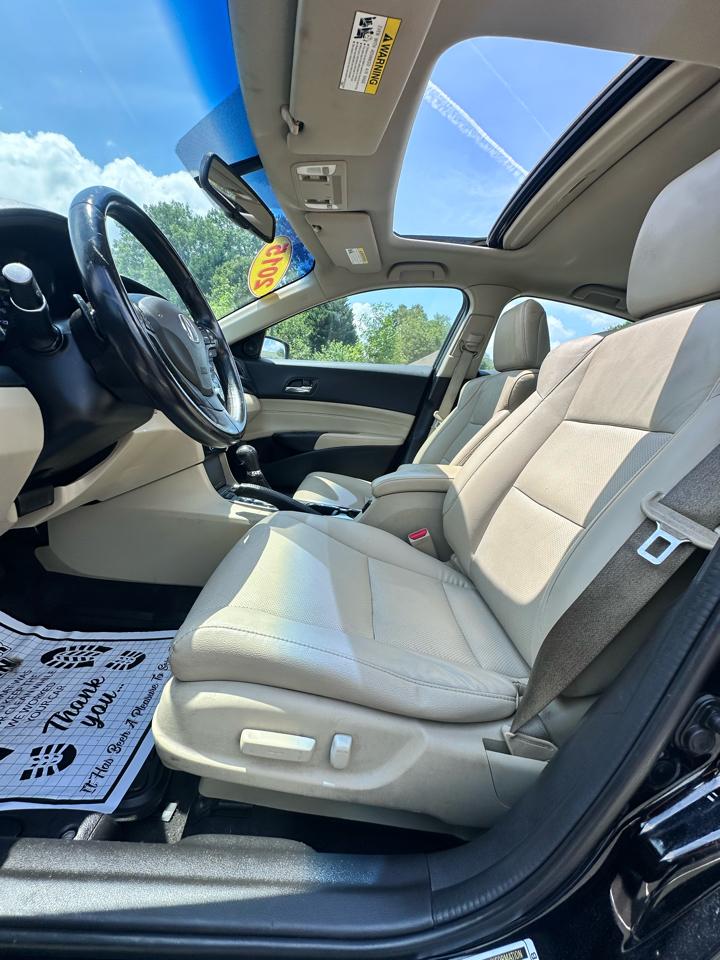 Acura ILX 5-Spd AT w/ Premium Package 2015