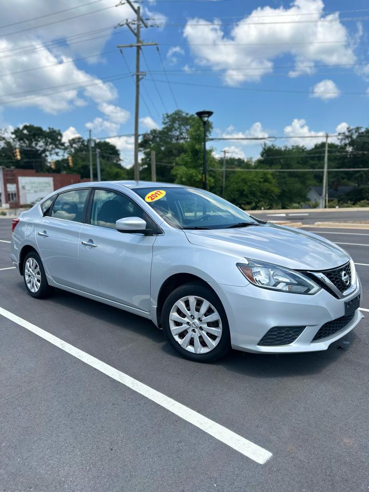 Nissan Sentra S 6MT 2017