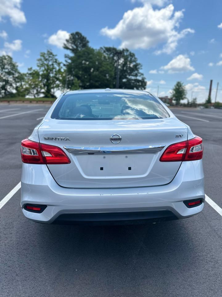 Nissan Sentra S 6MT 2017