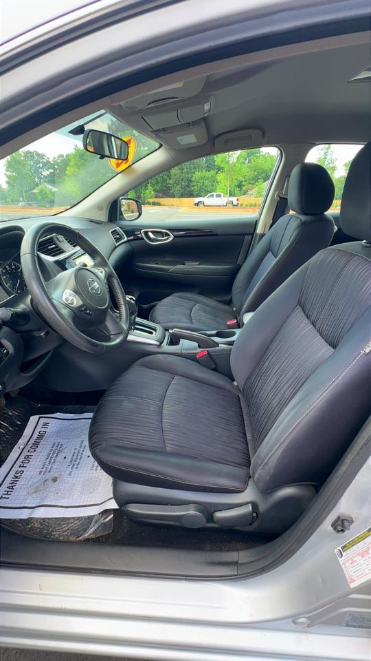Nissan Sentra S 6MT 2017