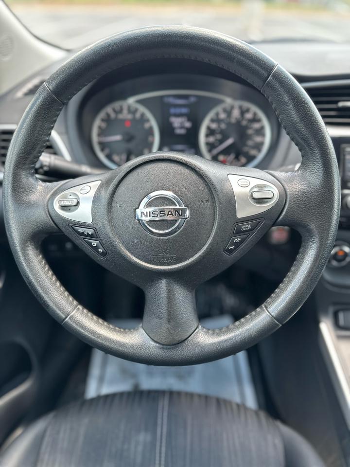 Nissan Sentra S 6MT 2017