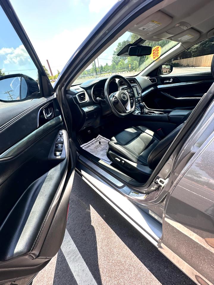 Nissan Maxima 3.5 SV 2020