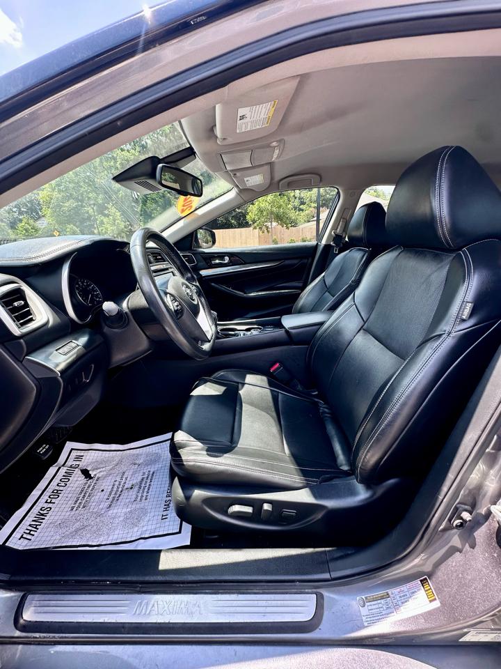 Nissan Maxima 3.5 SV 2020