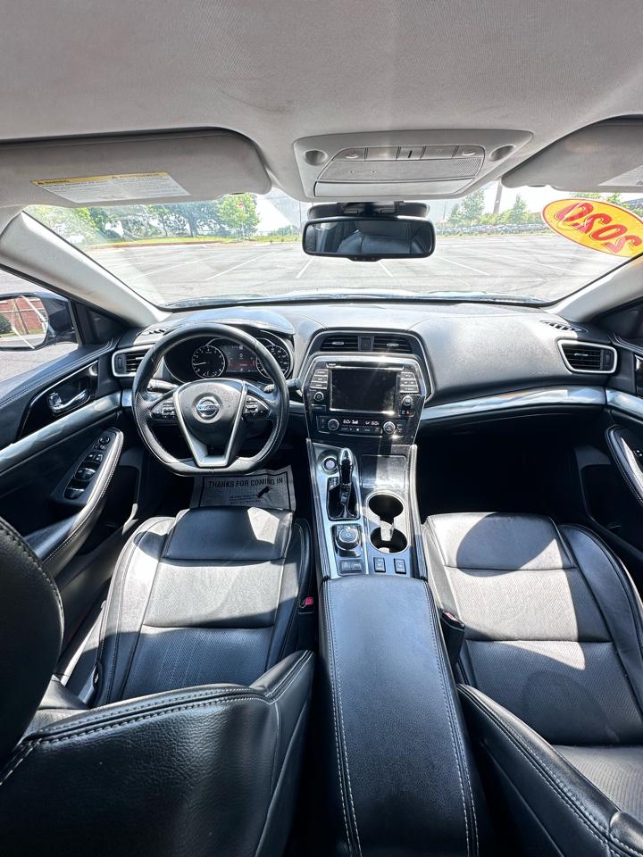 Nissan Maxima 3.5 SV 2020