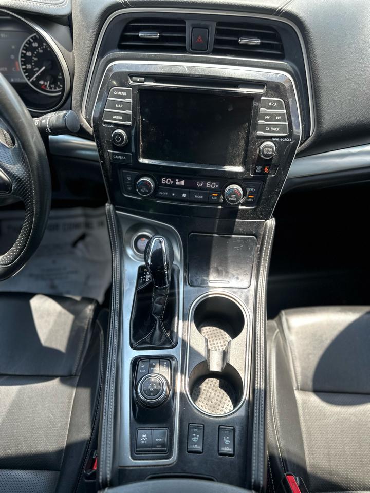 Nissan Maxima 3.5 SV 2020