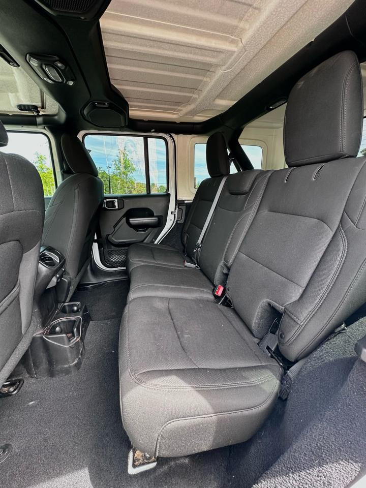Jeep Wrangler Unlimited Sport 2018