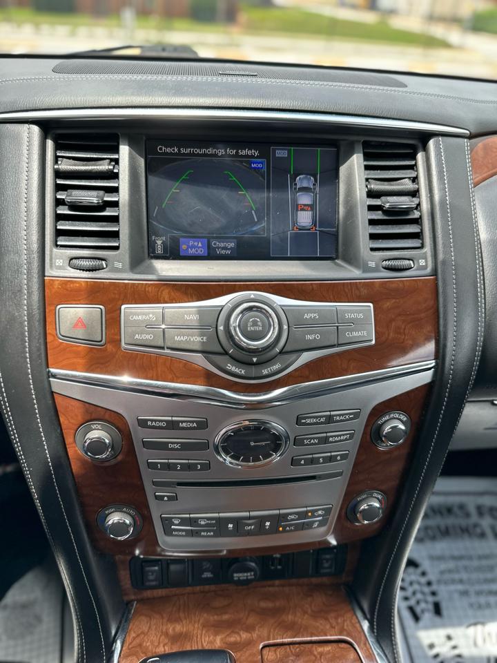 Infiniti QX80 LUXE 2019