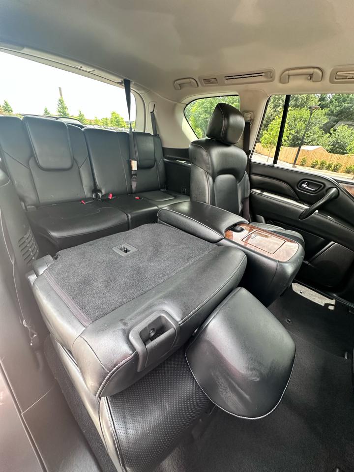 Infiniti QX80 LUXE 2019