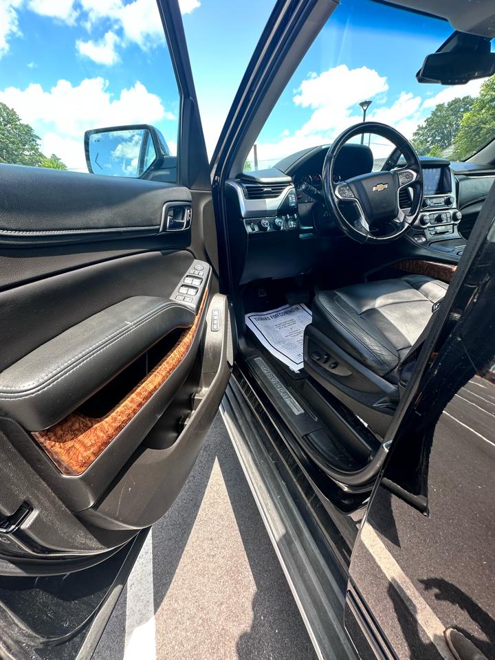 Chevrolet Suburban Premier 4WD 2017