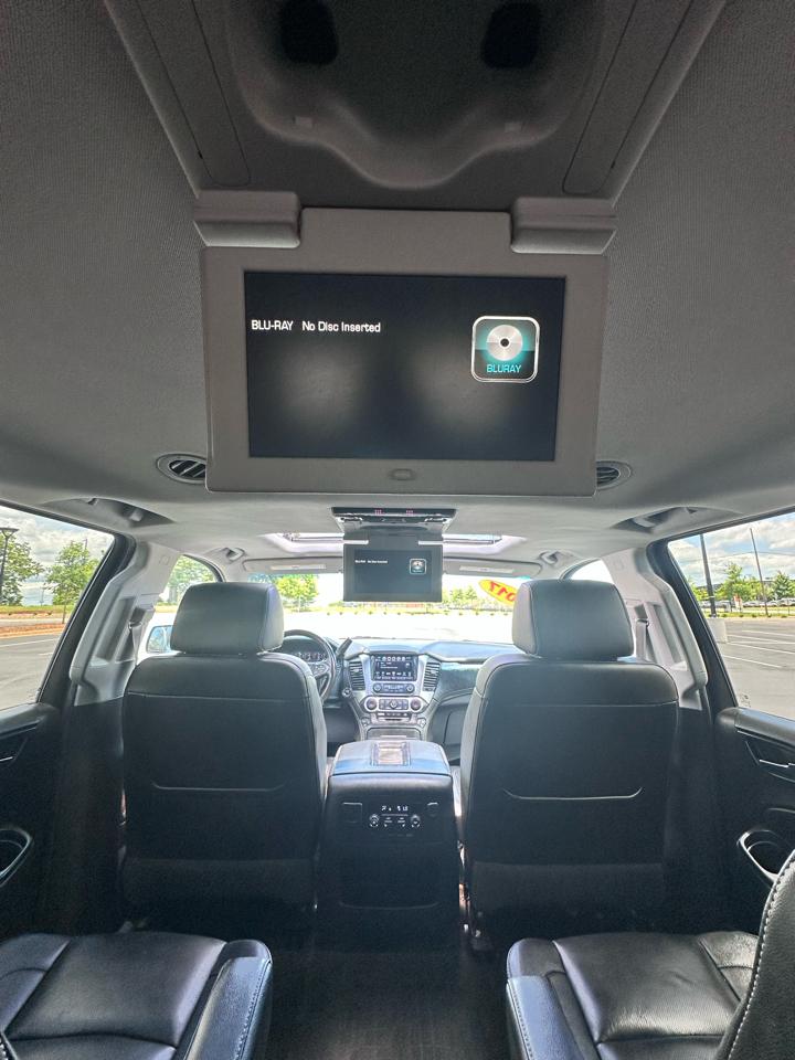 Chevrolet Suburban Premier 4WD 2017