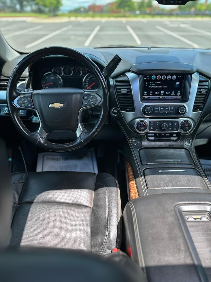 Chevrolet Suburban Premier 4WD 2017